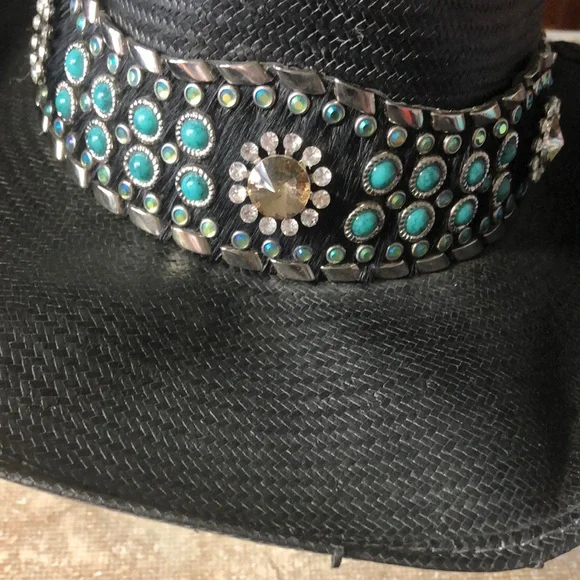 Bullhead Black and Blue Western Hat with Decorative Band - Picture 2 of 12